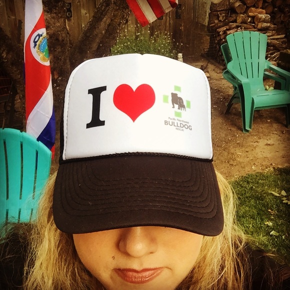 Meet your Posher, Trilby - Picture 3 of 8